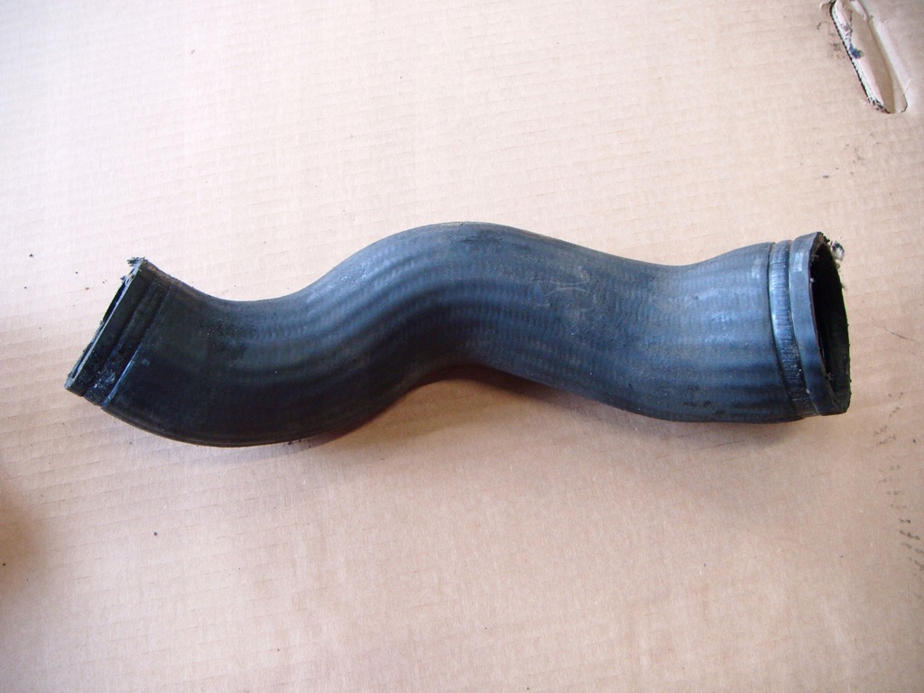 фото №1, Volvo v70 ii 00 -07 d5 труба wąż turbo