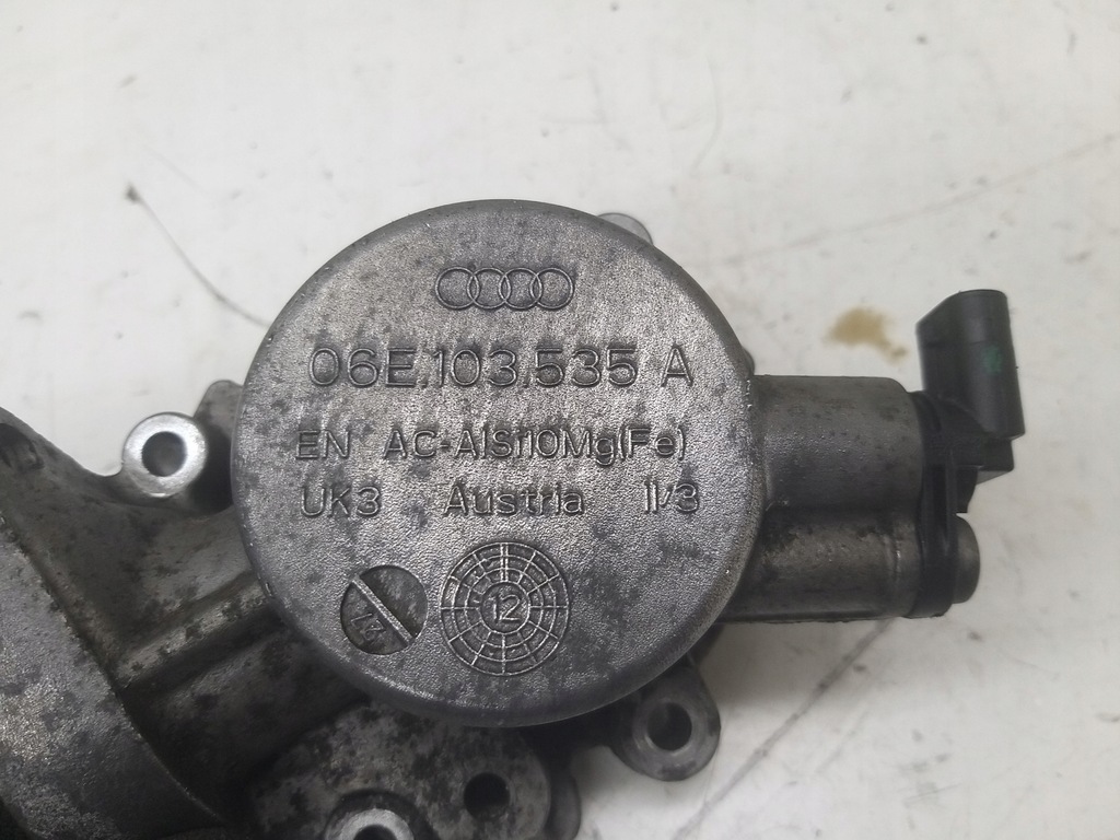 фото №11, Корпус основа насоса 3.0 tfsi a7 4g s4 b8 q7 c7 s5 ctu cak cgx 06e103535a