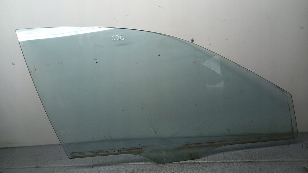 фото №1, Стекло правая перед mazda 626