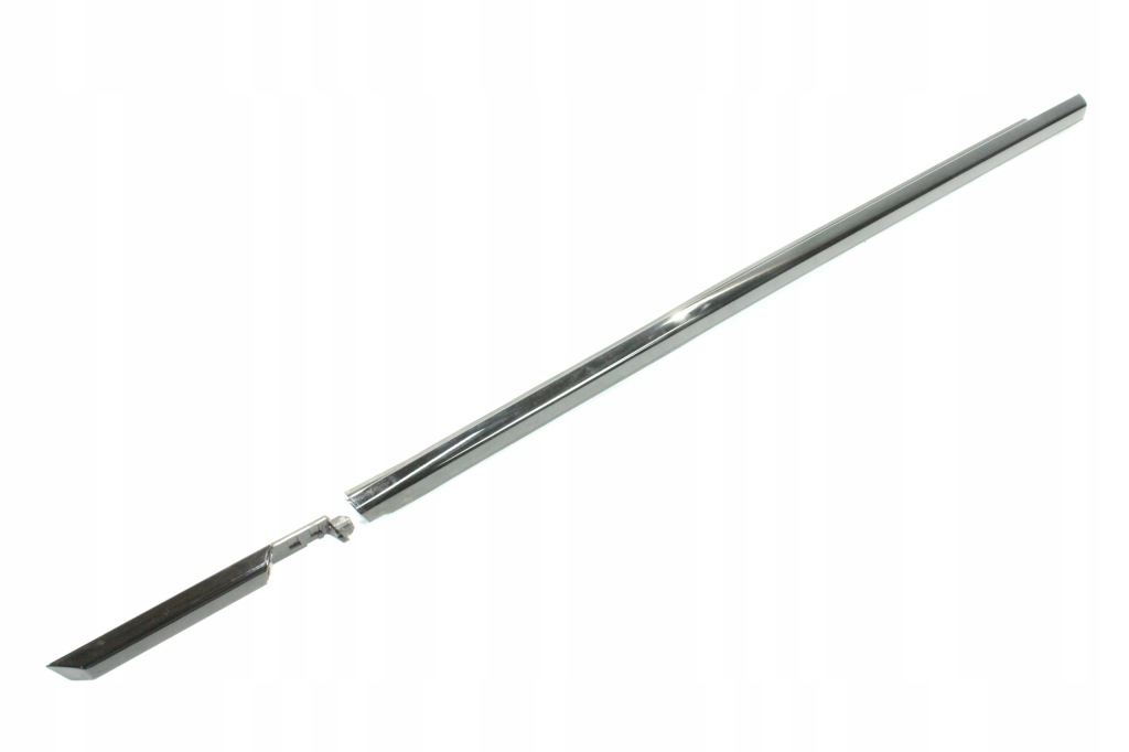 Купить Молдинг уплотнитель дверь правый перед shadowline bmw g42 g87 m2