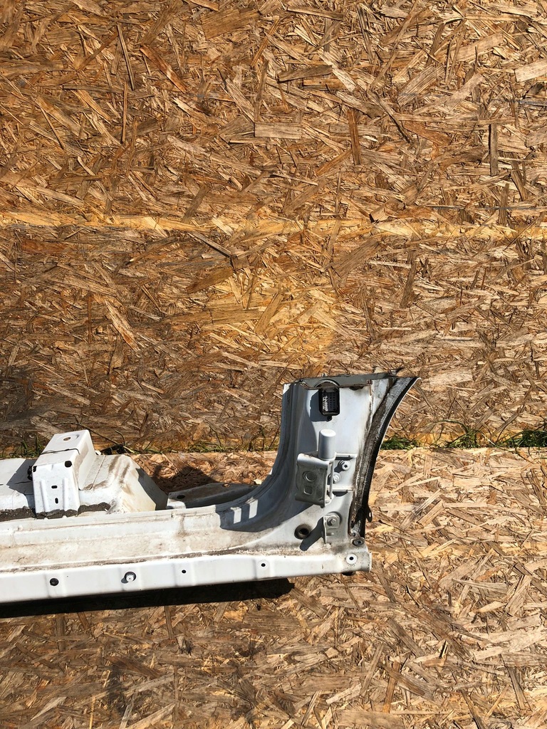 фото №5, Порог блок двигателя правый zoe