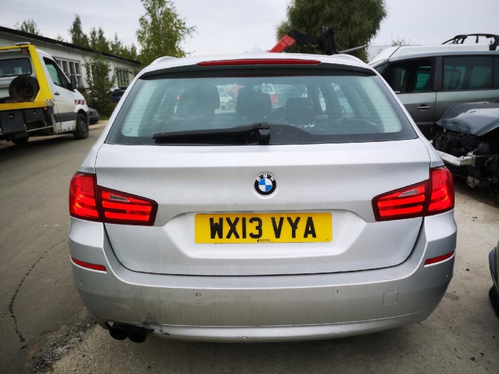 фото №9, Bmw 5-series пабтрубок  водяной 2013 2.0l 15476810cz 64539119169-05