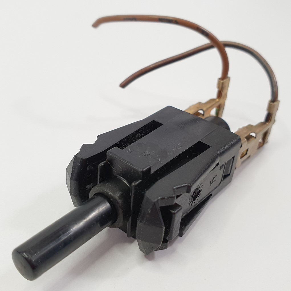 фото №1, Датчик тормоза ручного mercedes sl r230