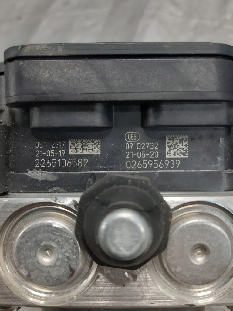 фото №8, A1779006407 насос abs esp mercedes glb x247 2.0cdi