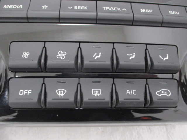 фото №8, Kia sportage iv панель кондиціонера 97250-f1cb0