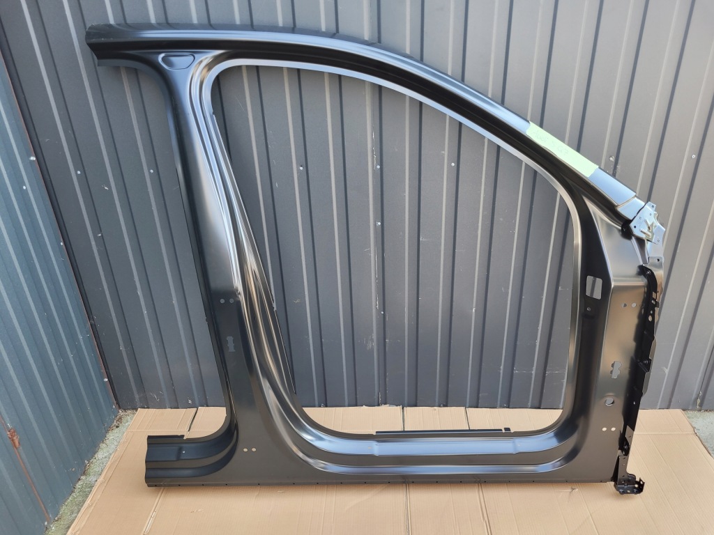 фото №1, Audi q7 sq7 4m0 ii поріг обшивка поріг блок двигуна правий чверть права nowe