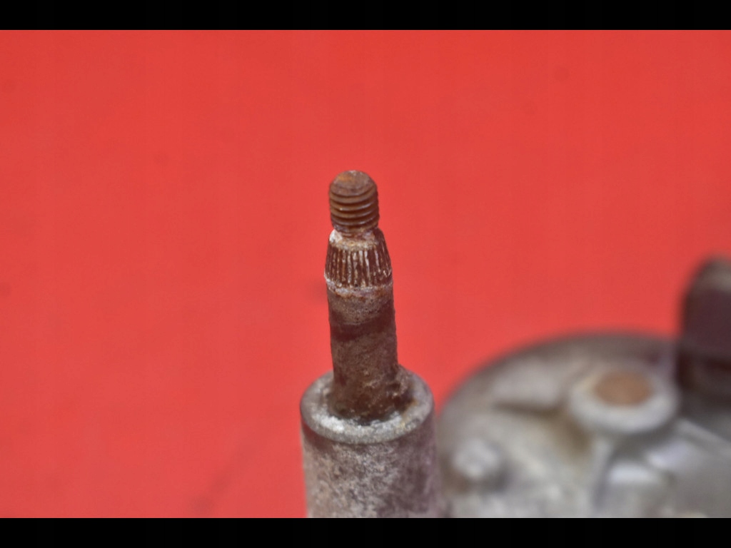 фото №9, Моторчик дворники задняя 85130-52020 toyota yaris verso 1 i 99-06