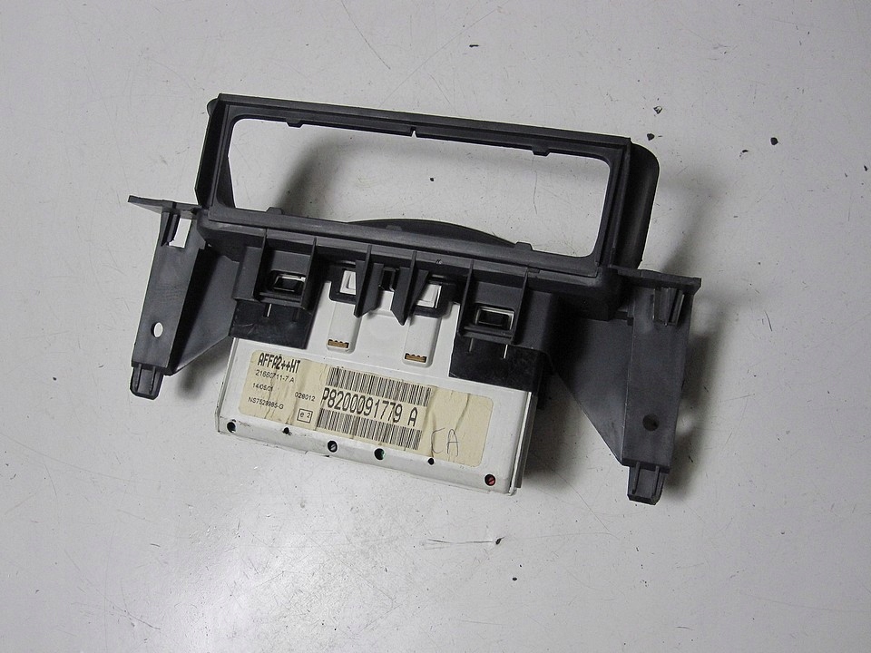 Дисплей годинник renault clio ii 02r Київ