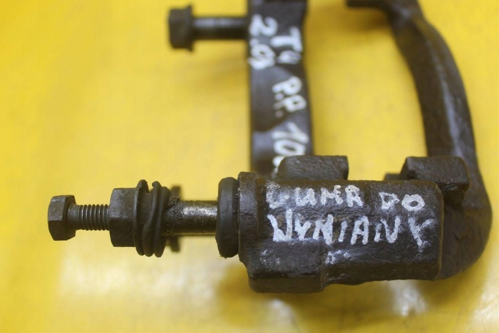 фото №8, Скоба скоба суппорт правый перед vw transporter t4 multivan 1080