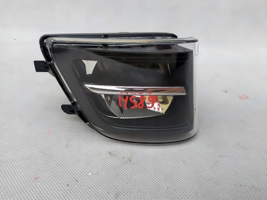 фото №1, Противотуманная фара лампа led bmw 7 f01 f02 lift fl lci 2012-