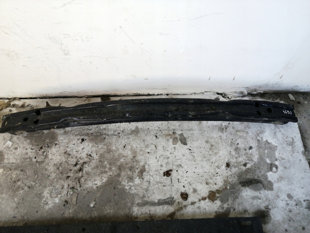 Купити 4690 балка бампера перед opel vectra c
