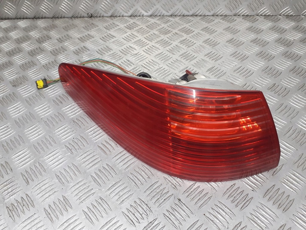 фото №1, Лампа ліва задня peugeot 607