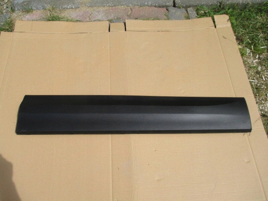 фото №1, Молдинг правая na передние дверь skoda karoq