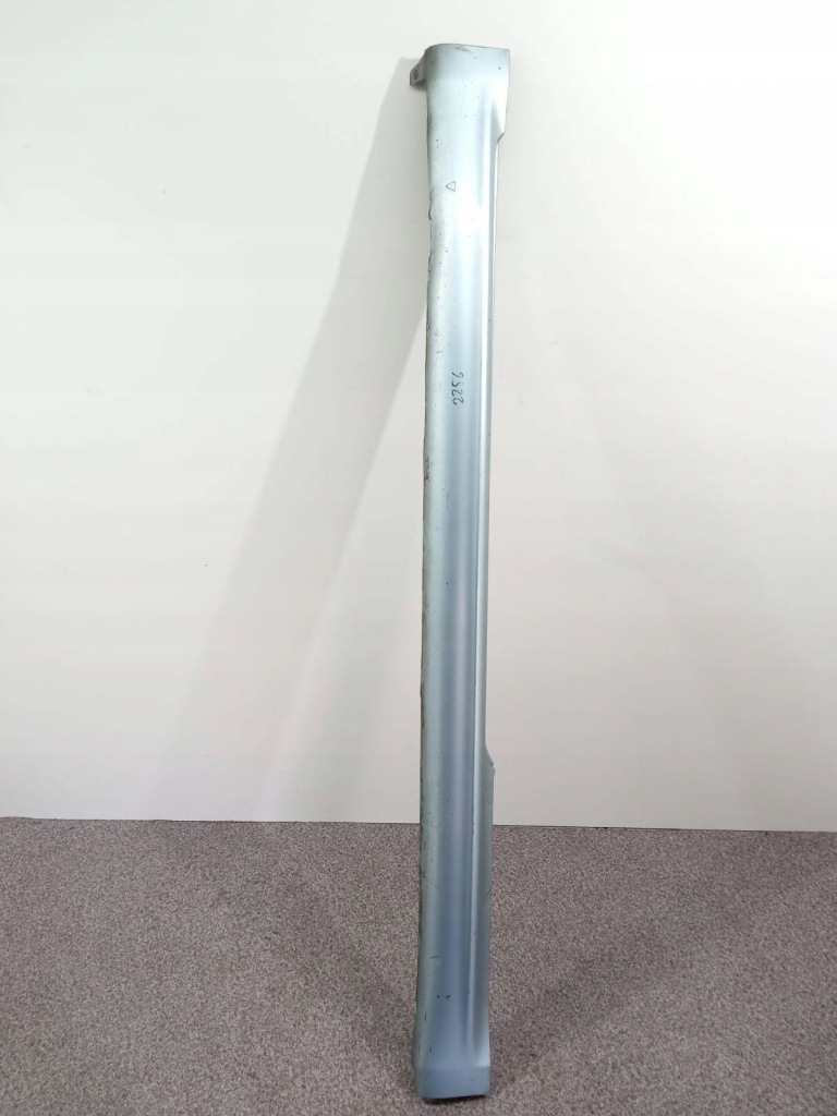 фото №1, Молдинг порог левая накладка защита at10 toyota scion tc i 2004-2010