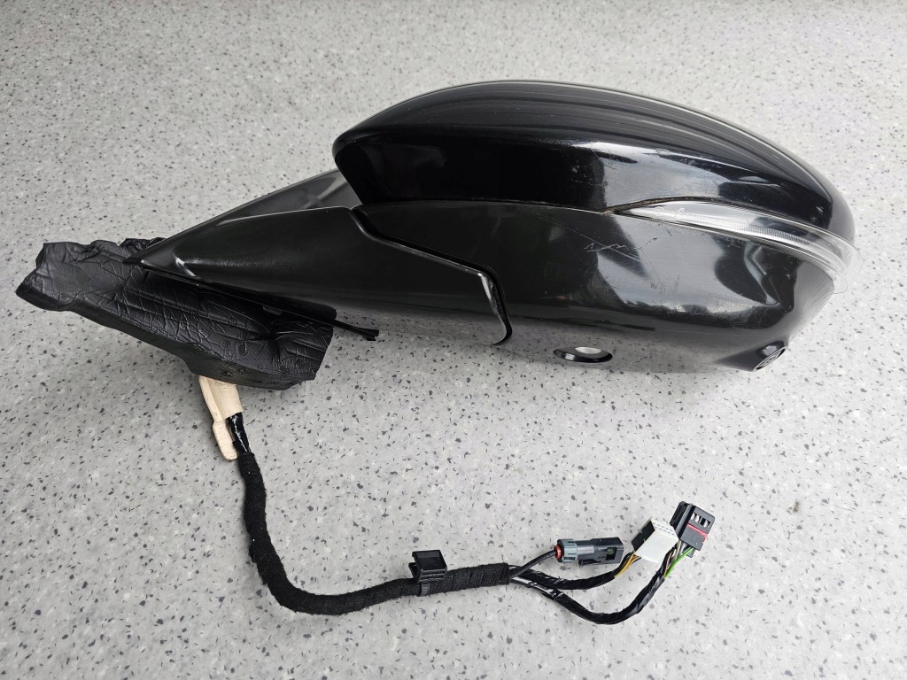 Купити Maserati grecale дзеркало ліва 14 pin камера