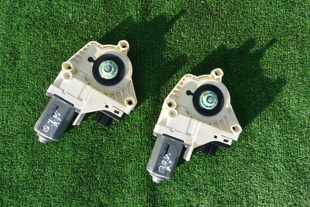 фото №6, Моторчик стекло audi оригинальный номер 4l0959802b