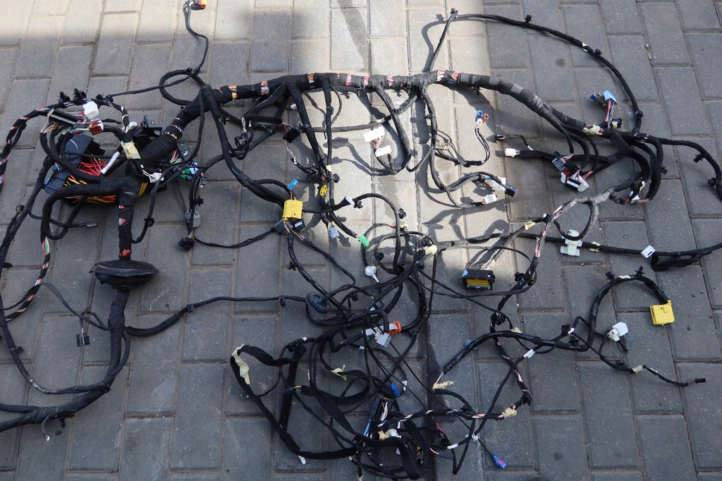 фото №7, Електропроводка відсік двигуна renault express