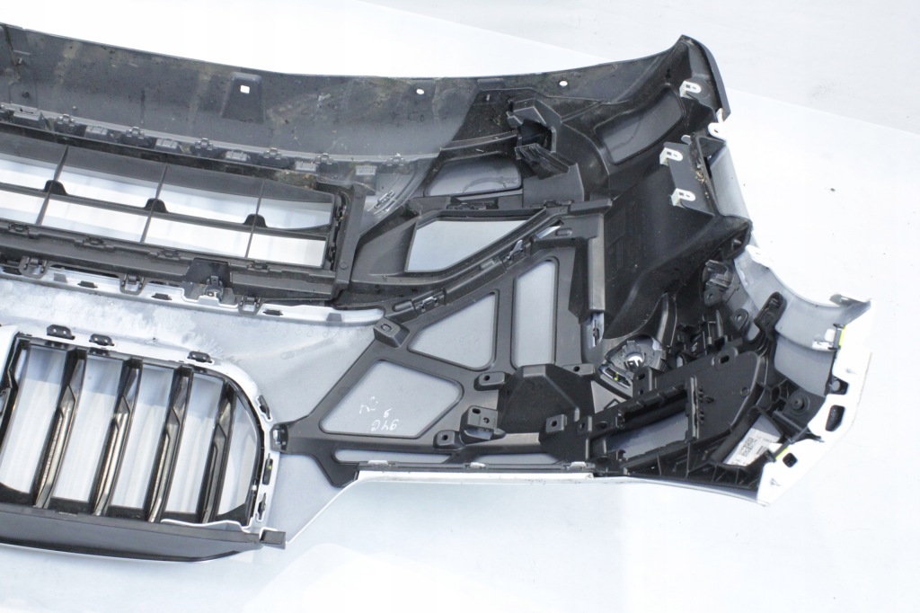 Бампер перед x-line bmw u11 x1 a300 alpinweiss с Разборки