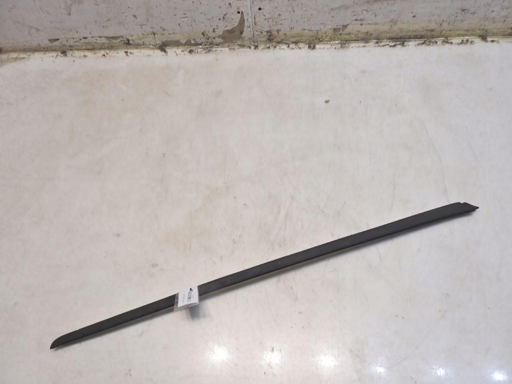 фото №6, Молдинг скло лобове ліва audi a3 8p