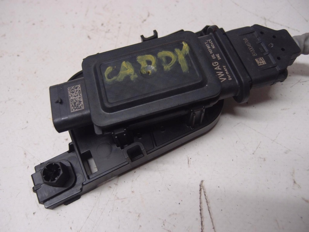 фото №4, Датчик лямбда-зонд nox vw caddy 2.0 tdi 05l907807t