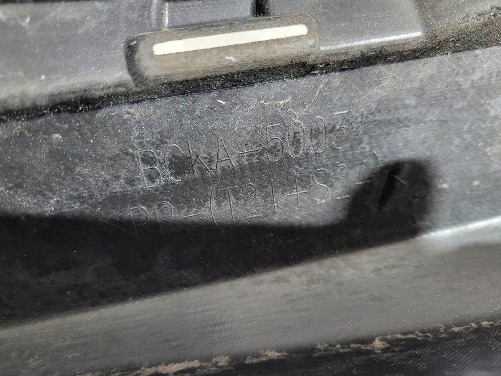 фото №12, Mazda 3 iii bp sedan бампер передний перед направляющая bcka-50031 оригинал!