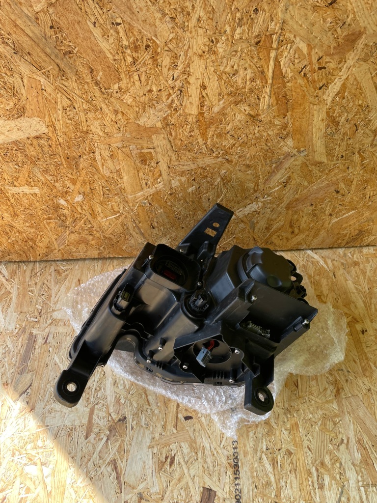 фото №13, Лампа права jeep grand cherokee wk2 lift srt!