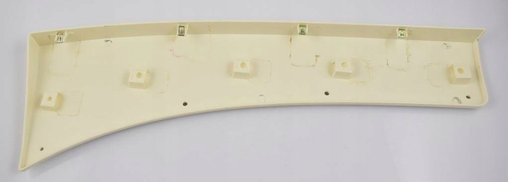 фото №2, Молдинг крыла край mercedes actros mp 4