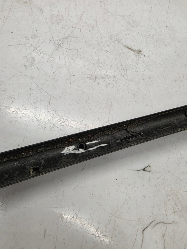 Спойлер спойлер крышки багажника задний  карбон tesla model 3 17- 1455166-00-c в Украине