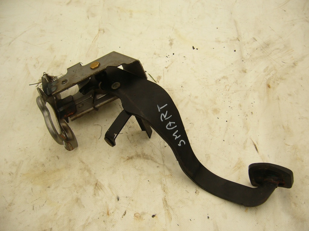 фото №1, Smart forfour 454 педаль сцепления eu 1.3