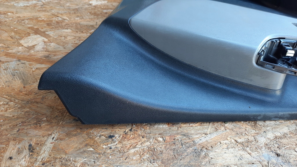 фото №8, Обивка обшивка правый перед trafic iii 809008574r