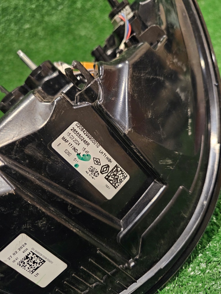 Renault captur 2 рестайлинг  фара левая led задняя левый задний 265550246r европа с Разборки