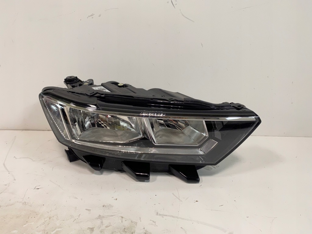 фото №1, Volkswagen оригинальный номер 2ga941006b лампа передняя p