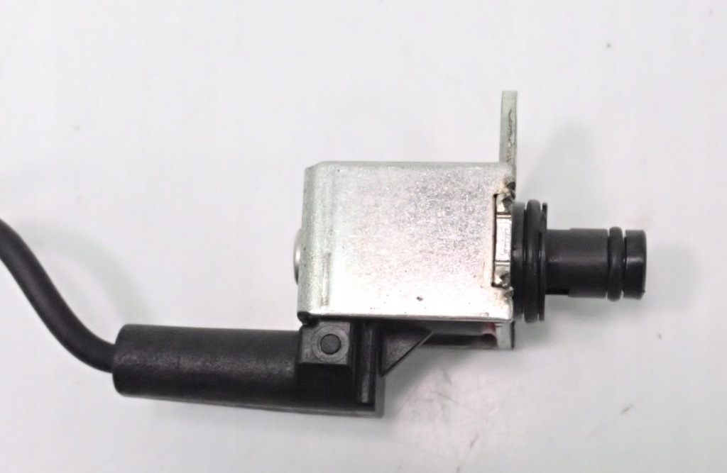 Клапан насоса води 2.0 tdi audi q5 80a 04l907284 Зі Шроту