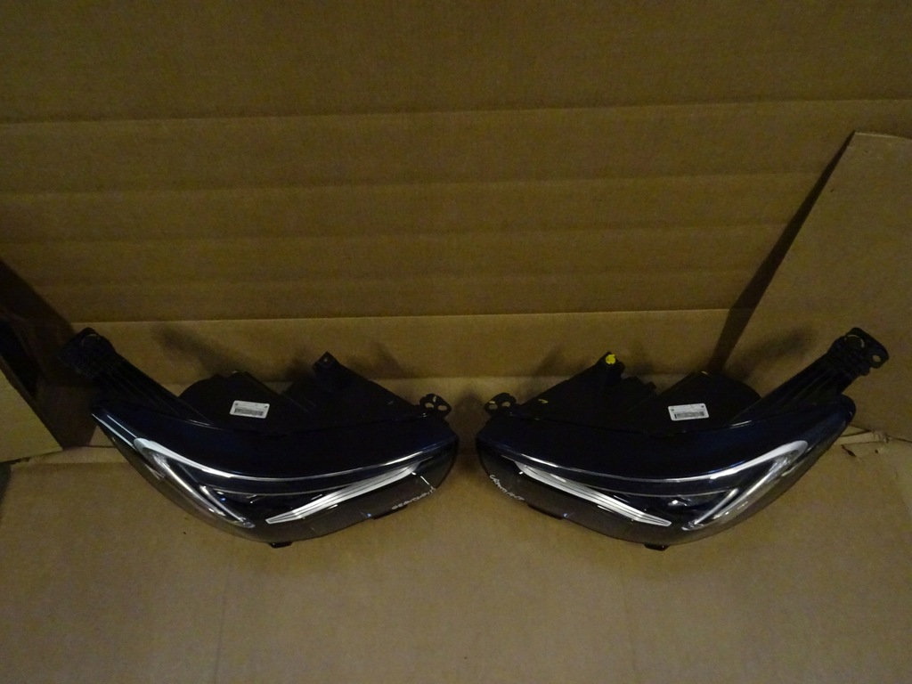 фото №3, Opel grandland лампа левая правая led