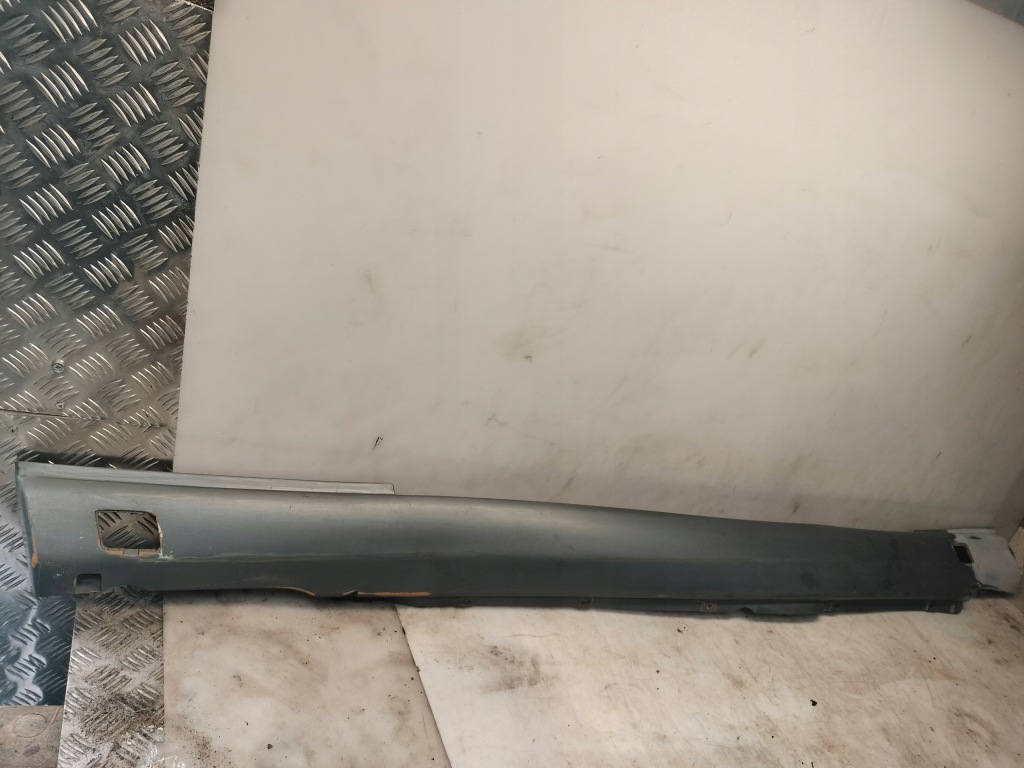 Купити Mercedes w126 s-klasa sec молдинг поріг права поріг правий 1266905440