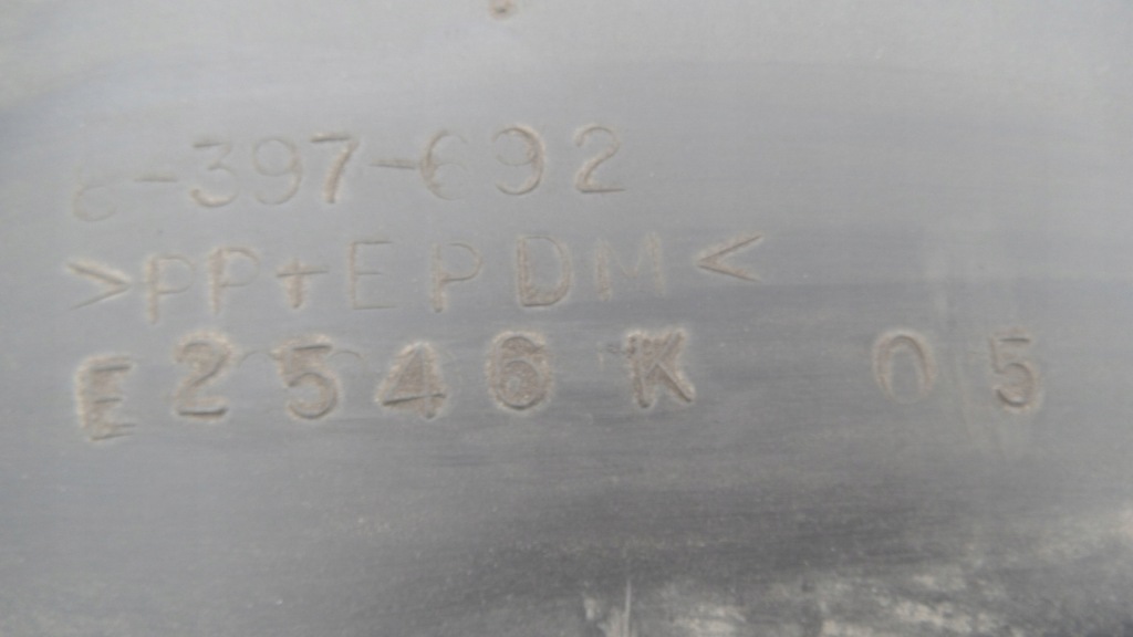 Bmw z3 99r подкрылок правое  задняя 8397692 с Разборки