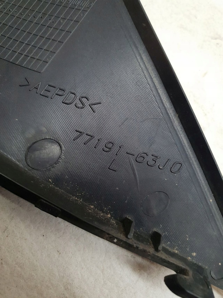 фото №7, Suzuki swift mk6 трикутник заглушка крила перед