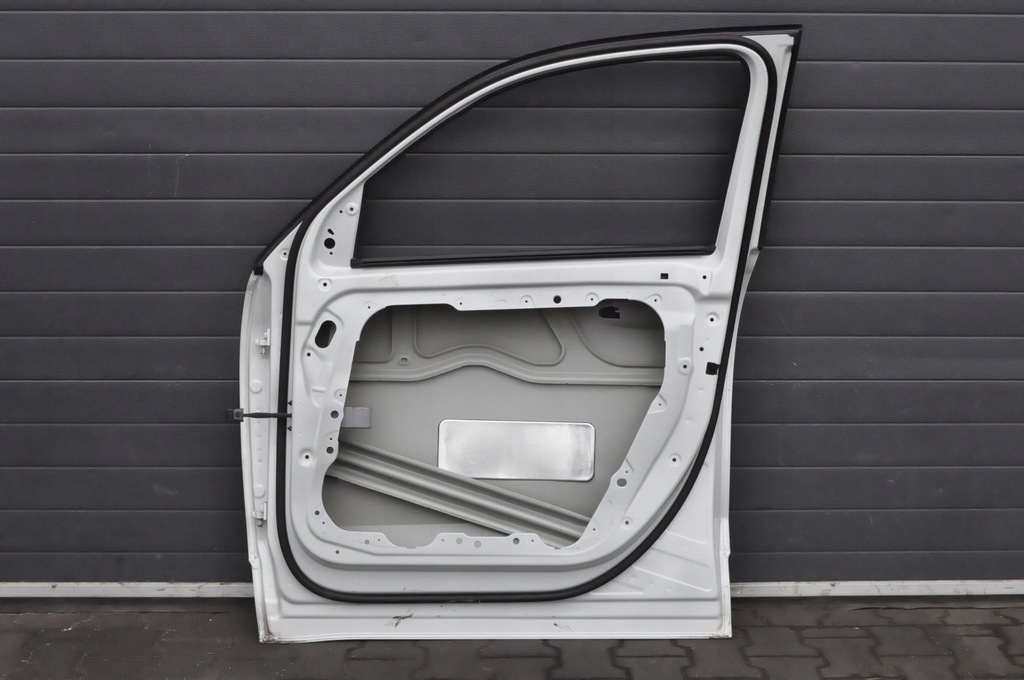 фото №10, Mercedes eqb x243 двері правий перед передні