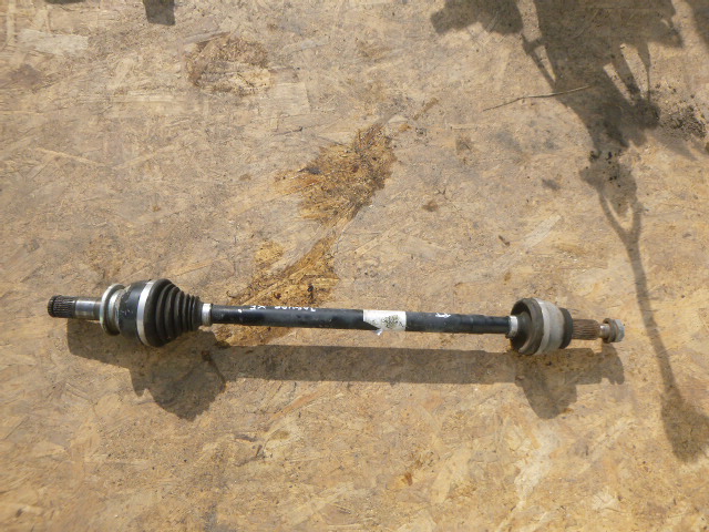 фото №1, Jaguar xe x760 привідний вал правий задня задня