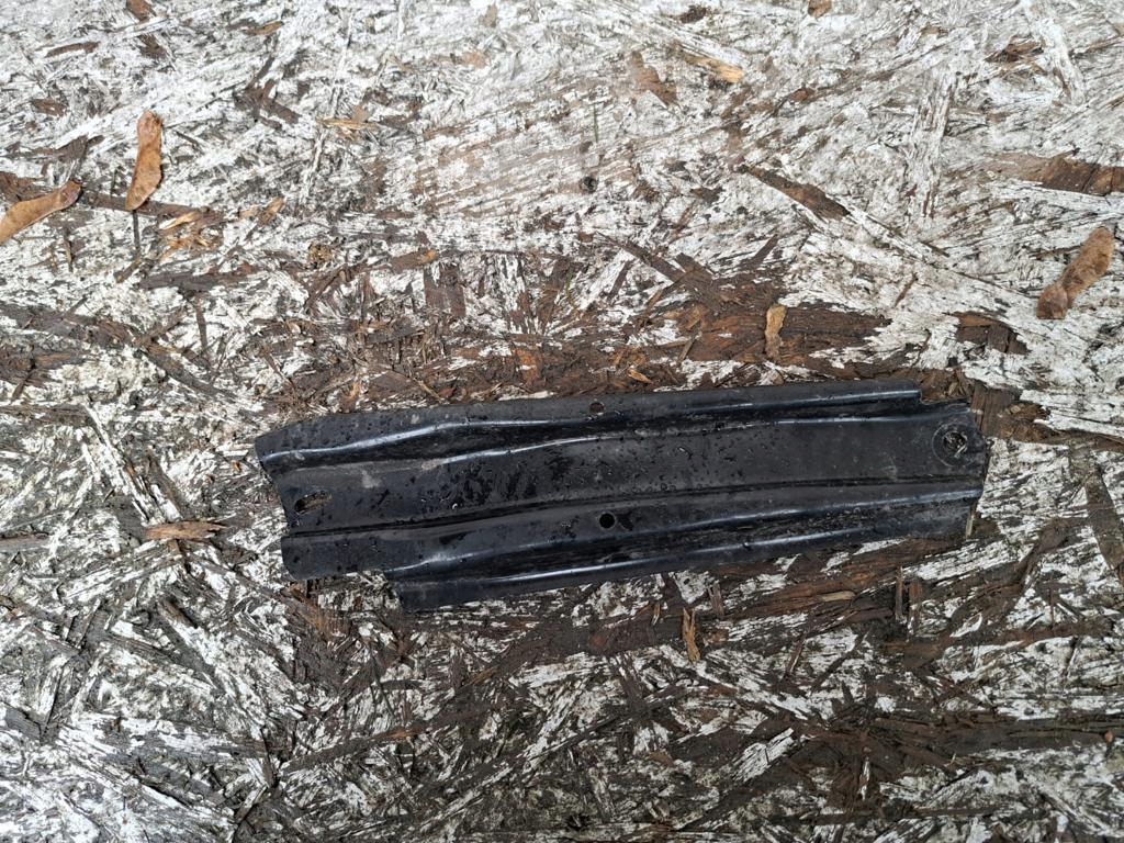 фото №13, Audi q5 sq5 fy 2017-23 rok 80a121261a кронштейн радіатора елементи