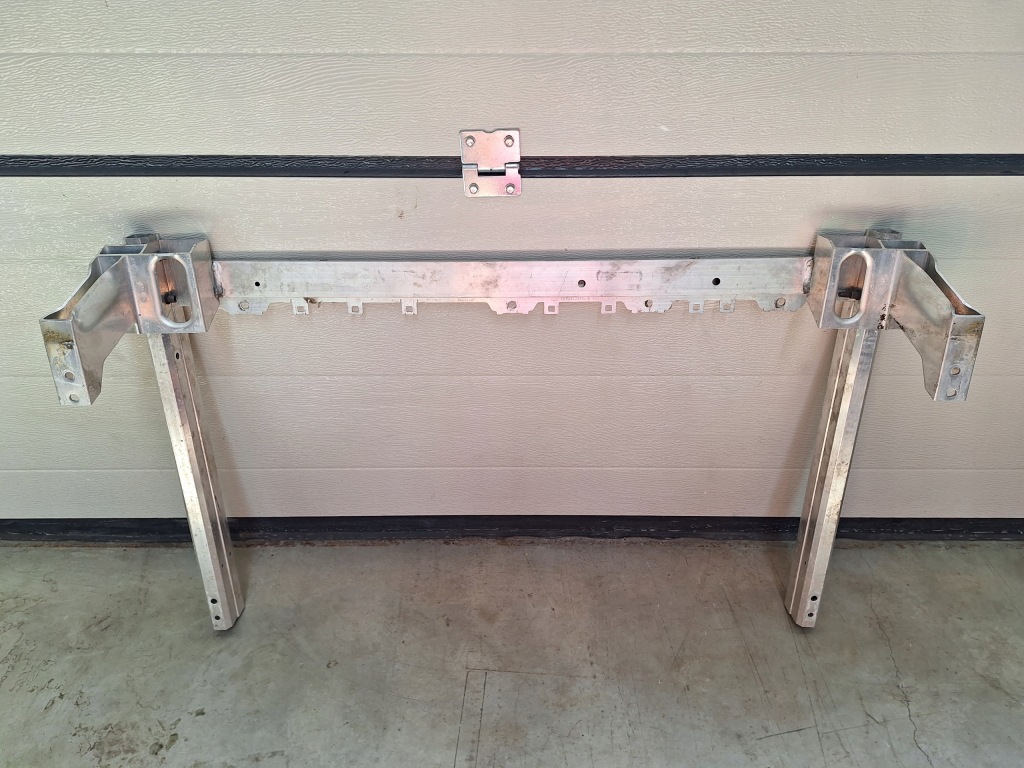 фото №1, Mercedes w177 w247 w118 балка pod радиатор