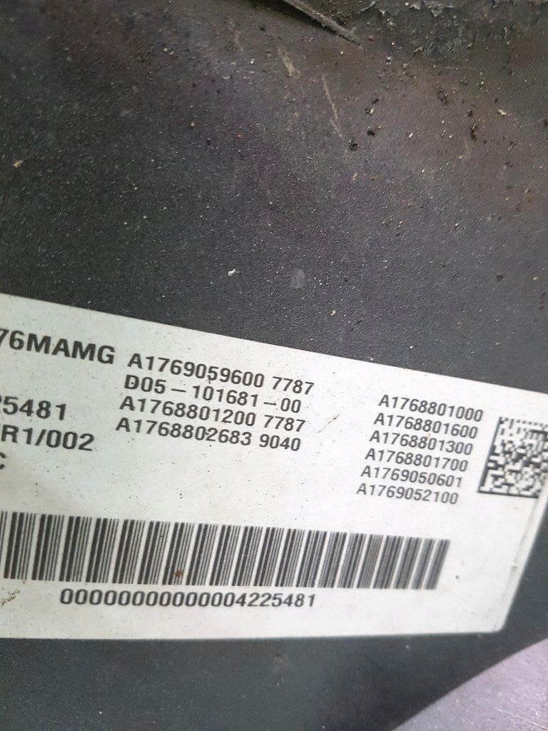 Mercedes a klasa w176 amg рестайлинг  a45 бампер перед передний оригинал Недорого