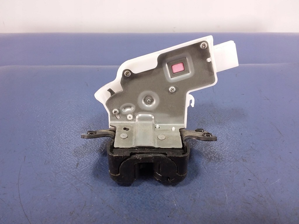 фото №1, Honda civic x замок крышки задняя 4 pin