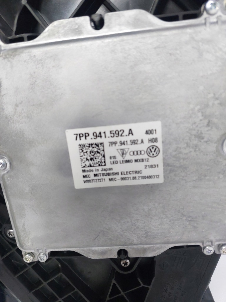 фото №13, Фари передні лампи porsche panamera 971 led matrix