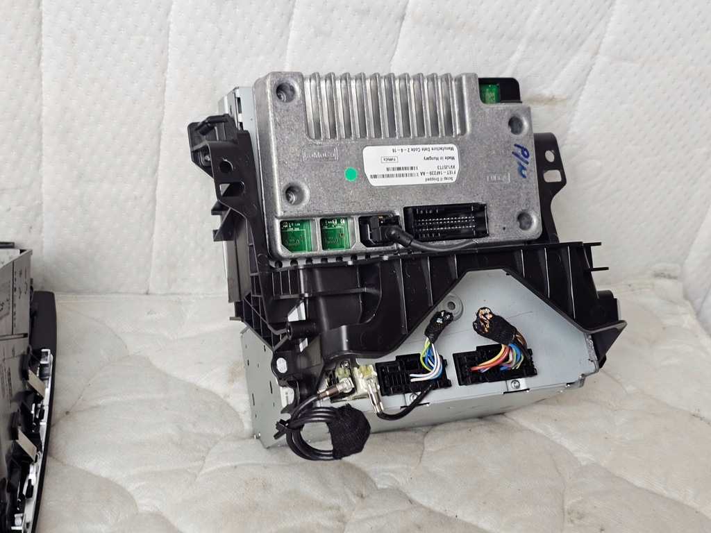 фото №10, Модуль радіо дисплей navi навігація захист консолі синхронізація ford focus mk3