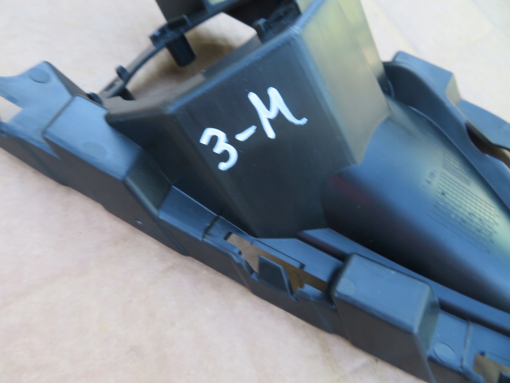 фото №11, Volvo xc40 правий кронштейн праве кронштейн протитуманної фари