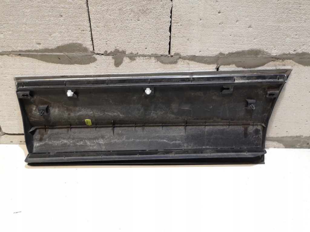 фото №6, Молдинг дверь правый задняя tiguan ii 5na