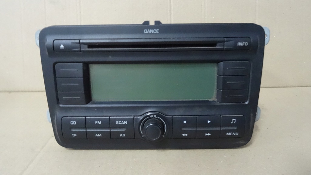 фото №1, Roomster радио cd заводской