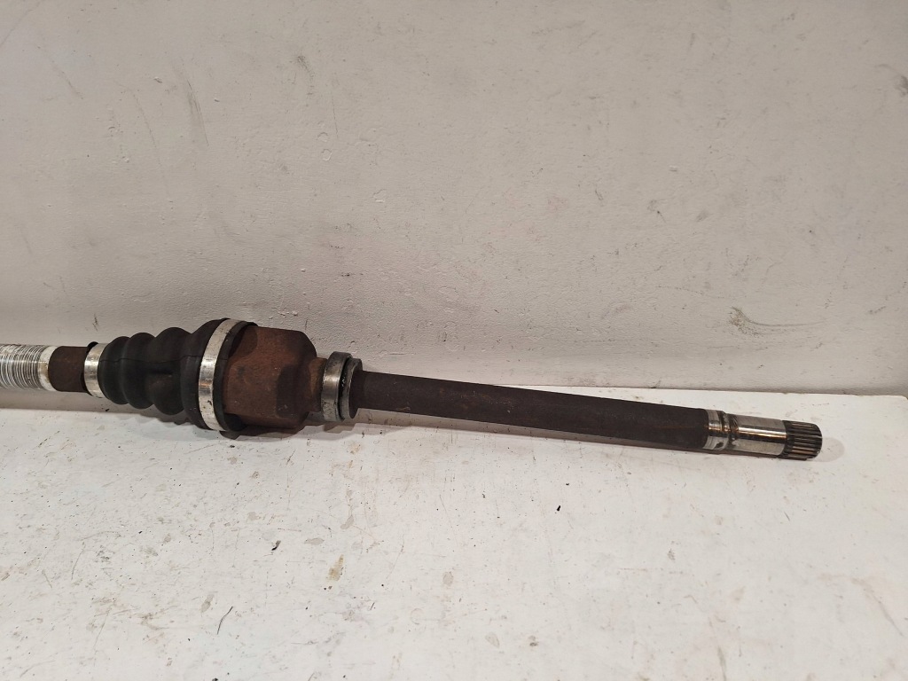 Купити Привідний вал перед права 9656329480 citroen c4 picasso 1.6 hdi 06-