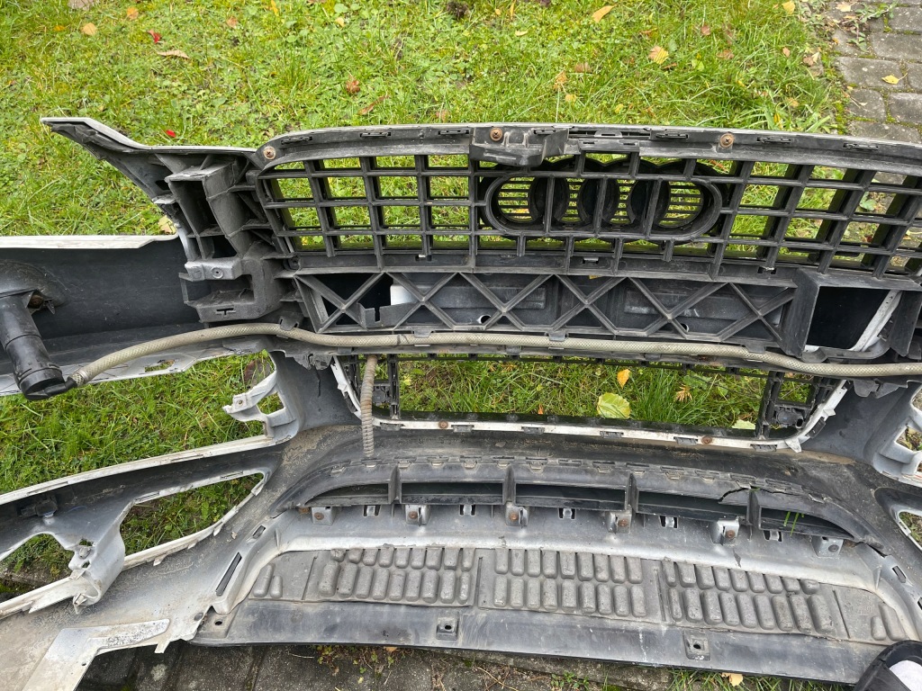 Audi q7 2010 бампер передний pdc оригинал омыватель с Разборки